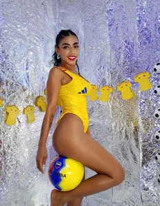 Tammysanz YOUR FAVORITE COLOMBIAN Billede