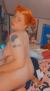 xofrankiefinexo back when i had orange / red hair Pic 3