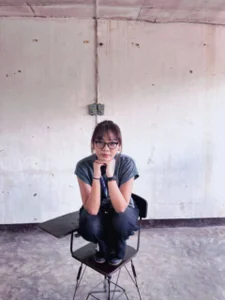 TerisaYellow Public  4টি ছবি