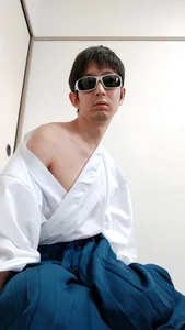 Public de whoaretu  6 photos