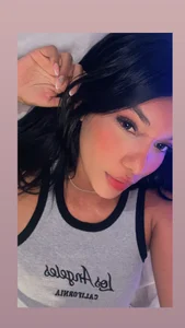 kharelys_777 Are you ready for a night out with your favorite girl? 💋💄 Foto