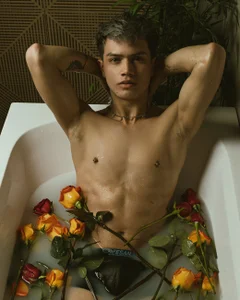 nicktorn Will you join me in the tub? 😈💦 Kuva 8