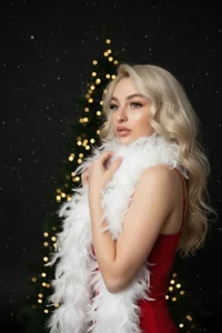 Eva_Vibe_ Public Pic 5