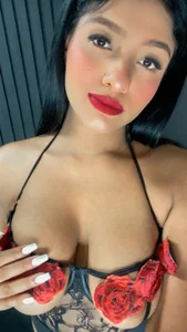 _Gretta: Public ( 9 фото)