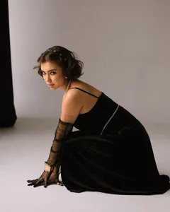 Musae New টি ছবি