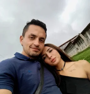 chris_megandoll casual 사진