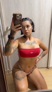 Red Passion Hot Vibes- de HannaSoto_ Foto