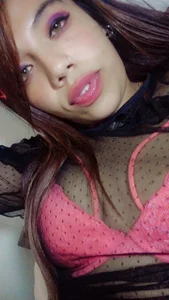 AmaraRoberts420: <3 <3 <3 ( 8 фото)