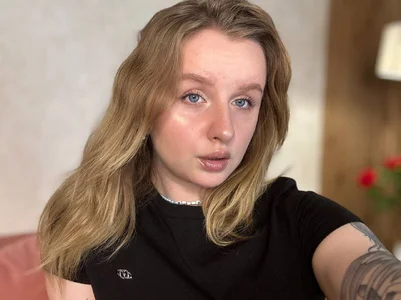 Rina_Panic my sexy face Pic 2