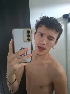 Patrick_phoenix kullanıcısının 😘😘 albümü -  3 fotoğraf