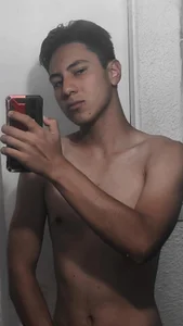 ianyoung18 Public Foto