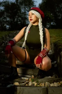 -SofiaCastillo- kullanıcısının Cammy loves to play🥊 albümü -  fotoğraf