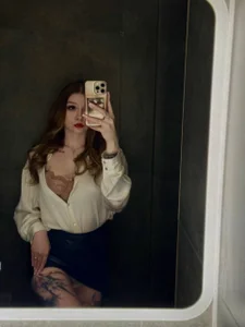 Amy_Davisss leather skirt satin blouse Pic 2