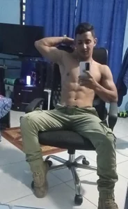 Nick_Simons For you slika 4