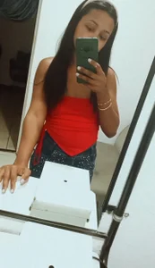 indiazinhabella27 Public Pic 4