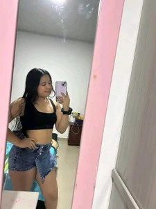 Little_CloePublic图片