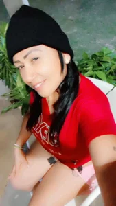 juliataylorhotPublic Bild