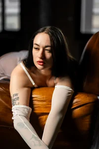 Explore the boundaries of your temptation and expand them in my fan club🔥 de sasha_strip Foto 3