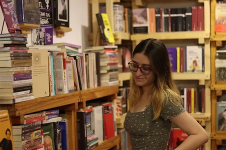 HazelKush What's your favorite book? зображення 2