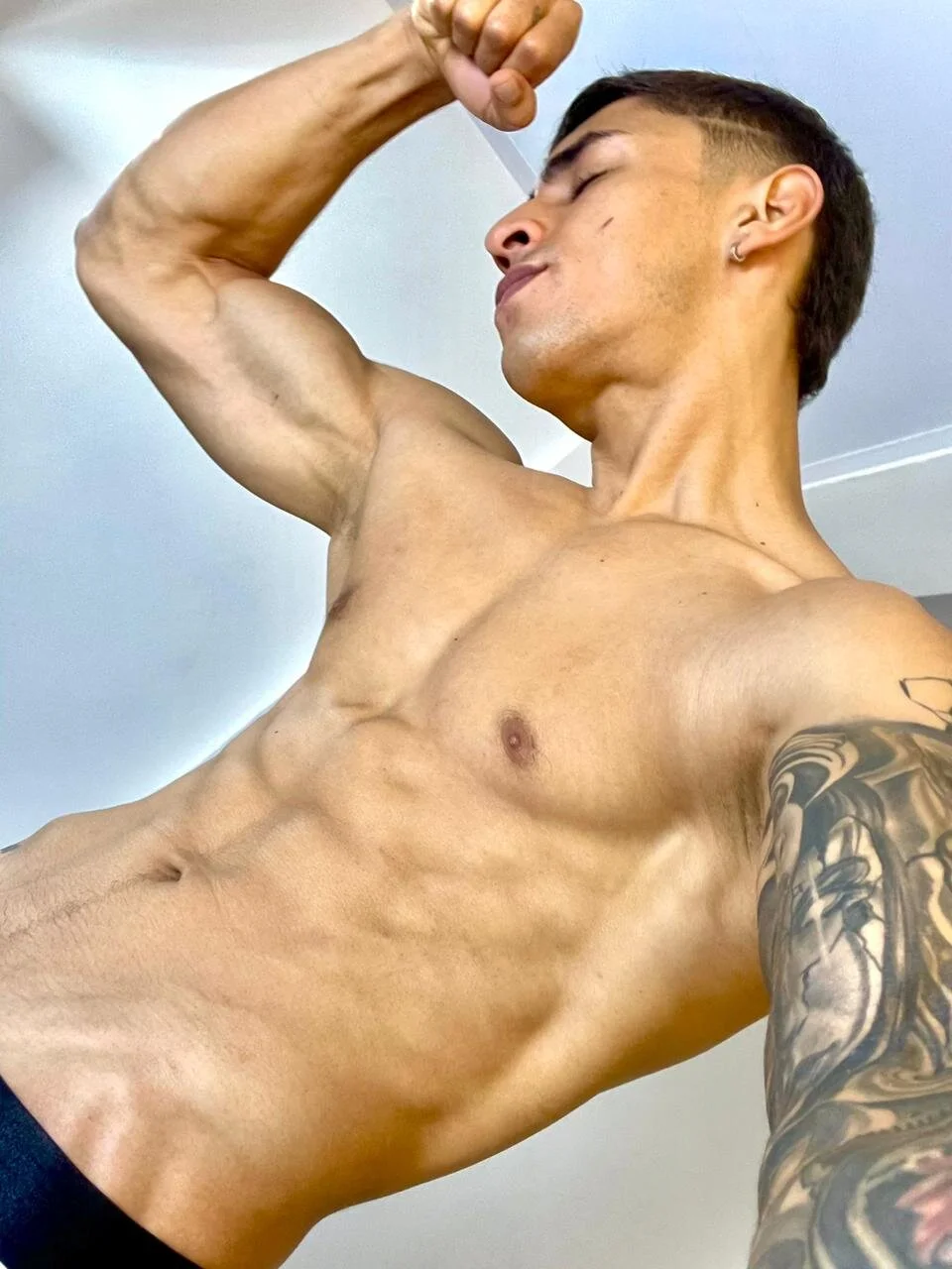 Mr_adrian Trending Plaatje 3732