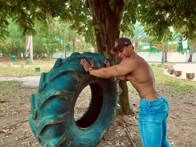 bigger_ragnarssonPublic图片 6