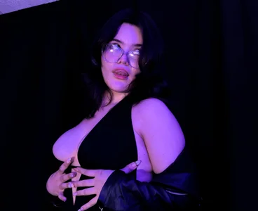 Alexa_Missfortune Sexy in black 😈 Immagine  4