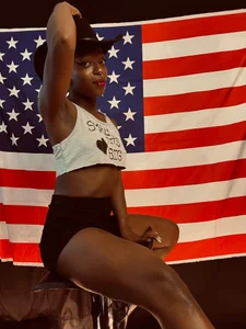 Coco_Kiss Happy Holidays 🤍💗💙 Pic 6