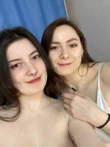 LaneDoell sexy lesbians зображення 6