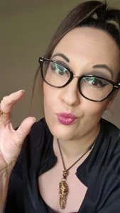 Humiliatrixxxx Public Pic 3