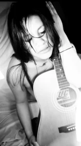 _TiffanyDoll_ Public Pic