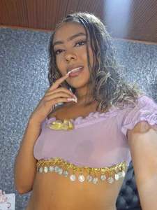 Public de SeraphynLuxora  3 Imagens