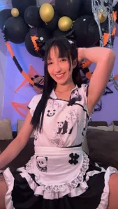 peiton_steele7のHoney 🥰の 2枚の写真