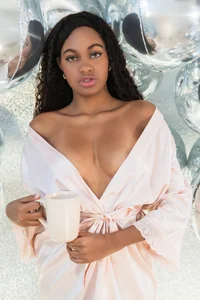 StormiHills Velvet Nights Foto