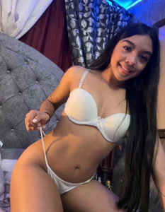 pocahontamoon Pure Temptation Pic