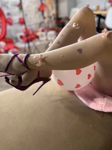 Zdjęcia FeetVibe Your Valentine crush.:  4