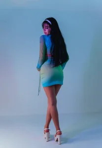 NicolRoss_ Unstoppable Pic 3