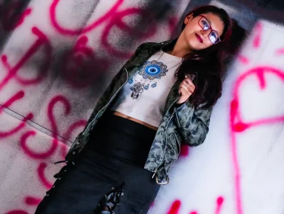 VictoriaSpenser Public Pic 2