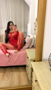 scarlette_ross Girl in red 🎀 Pic 7