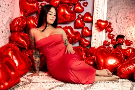 Kayla_stern_ Kayla wishes on Valentine's Day to be together Pic 2