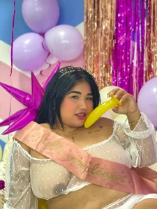 BIRTHDAY QUEEN 👑🎀 od gaby_sweet10  5 snímek
