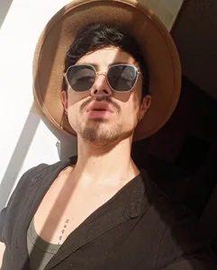 Ethan_Briggs_ ♥ Pic 6