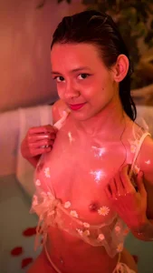 Cherry_Vixen_ Water and oil 💦🔥 รูป 