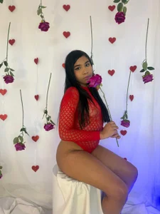 Nahomycarterr Happy Valentine's Day 💋🎁 รูป  2