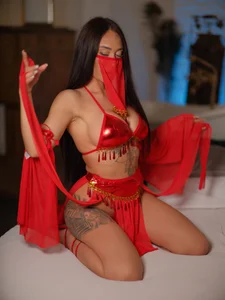 PinkyisHere Dubai Sheikha💕 Pic 3