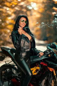 MissyJollieのLeather and Motorsの 5枚の写真