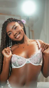 DahianaLopez_💋👑 Bild 3