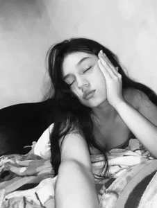 AntonellaLugo_ cute reddened girl Foto 8