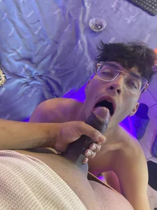 COUPLEHOTTDFの$の 3枚の写真