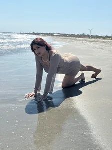 ChloeJMRaeのKissed by the sun and touched by the wavesの 8枚の写真