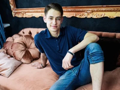 Vinsent_Frantlyy First photos in the studio  4টি ছবি